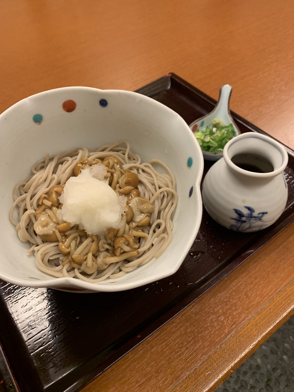 夏にピッタリ！のど越し爽やかなネバネバそば